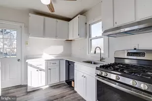 4110 Hillcrest Ave, Baltimore, MD 21225 - Photo 16