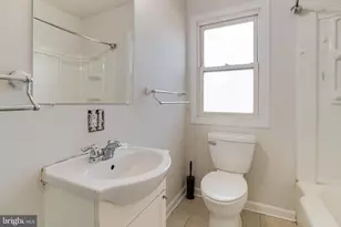 4110 Hillcrest Ave, Baltimore, MD 21225 - Photo 30