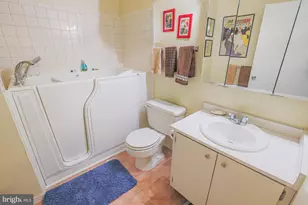 6350 Red Cedar Pl, Baltimore, MD 21209 - Photo 30