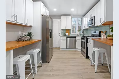 2318 Guilford Avenue, Baltimore, MD 21218 - Photo 12