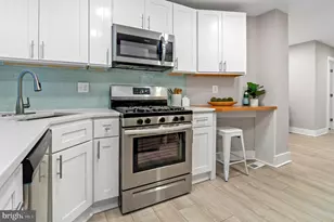 2318 Guilford Ave, Baltimore, MD 21218 - Photo 16