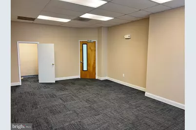 8 South #502, Baltimore, MD 21202 - Photo 6