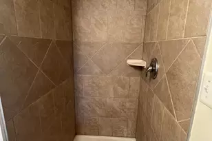 4221 Roland View Ave, Baltimore, MD 21215 - Photo 12