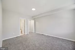 329 E University Pkwy, Baltimore, MD 21218 - Photo 12