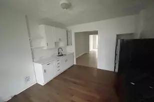 1652 Darley Ave, Baltimore, MD 21213 - Photo 8