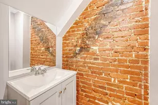 703 N Port St, Baltimore, MD 21205 - Photo 8