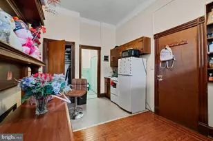 2903 St Paul St, Baltimore, MD 21218 - Photo 10