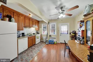 3552 Benzinger Rd, Baltimore, MD 21229 - Photo 6