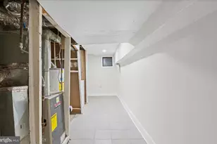 1135 Myrtle Ave, Baltimore, MD 21201 - Photo 6