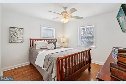 313 E Lake Avenue, Baltimore, MD 21212 - Photo 10