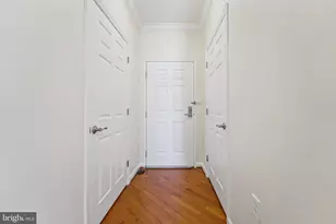 23 Pierside Dr, Baltimore, MD 21230 - Photo 6