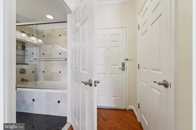 23 Pierside Drive #118, Baltimore, MD 21230 - Photo 8