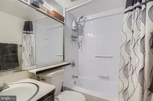 6606 Park Heights Ave, Baltimore, MD 21215 - Photo 14