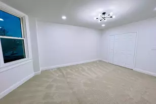 720 E 41st St, Baltimore, MD 21218 - Photo 10