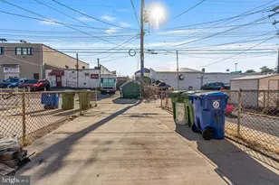 6811 Bank St, Baltimore, MD 21224 - Photo 32