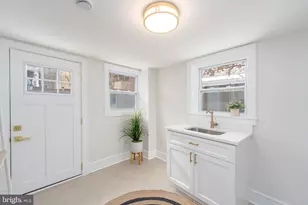 616 S Washington, Baltimore, MD 21231 - Photo 16