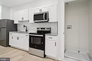 2330 Bryant Ave, Baltimore, MD 21217 - Photo 14