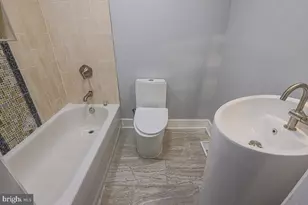 604 E 31st St, Baltimore, MD 21218 - Photo 38