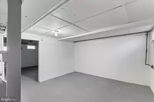 105 Upmanor Rd, Baltimore, MD 21229 - Photo 22