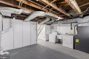 105 Upmanor Rd, Baltimore, MD 21229 - Photo 24