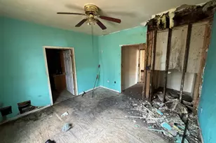 4422 Forest View Ave, Baltimore, MD 21206 - Photo 10