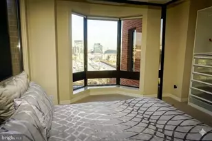 10 E Lee St, Baltimore, MD 21202 - Photo 2