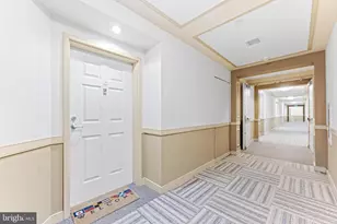 23 Pierside Dr, Baltimore, MD 21230 - Photo 34