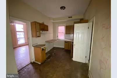 2110 N Charles Street N, Baltimore, MD 21218 - Photo 24