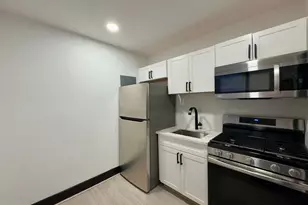 816 Park Ave, Baltimore, MD 21201 - Photo 1