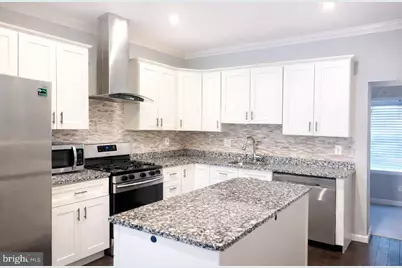 5 N East Avenue, Baltimore, MD 21224 - Photo 2