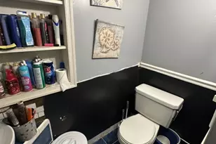 213 10th Ave, Baltimore, MD 21225 - Photo 18