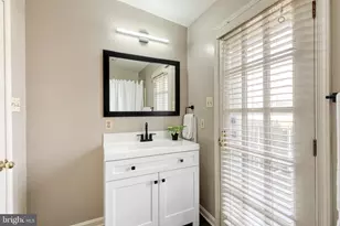 1025 S Hanover St, Baltimore, MD 21230 - Photo 12