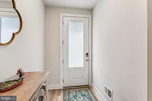 112 Glass Ln, Baltimore, MD 21230 - Photo 4