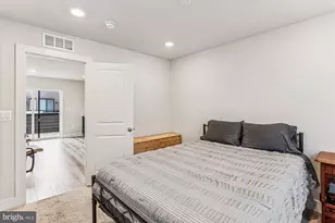 112 Glass Ln, Baltimore, MD 21230 - Photo 32