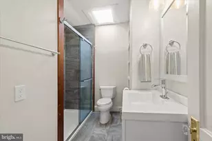 2820 E Baltimore St, Baltimore, MD 21224 - Photo 28