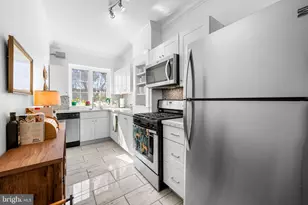 607 Somerset Rd, Baltimore, MD 21210 - Photo 6