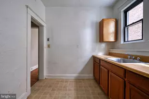 2111 Park Ave, Baltimore, MD 21217 - Photo 10