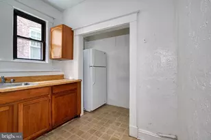2111 Park Ave, Baltimore, MD 21217 - Photo 6