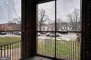 2111 Park Ave, Baltimore, MD 21217 - Photo 28