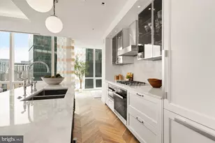 300 International Drive, Baltimore, MD 21202 - Photo 2