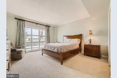 250 President Street #806, Baltimore, MD 21202 - Photo 12