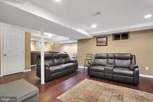 810 E Belvedere Ave E, Baltimore, MD 21212 - Photo 26