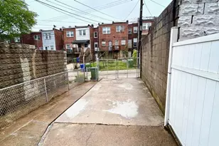 3925 Colborne Rd, Baltimore, MD 21229 - Photo 12