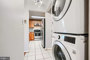 123 W Barre St, Baltimore, MD 21201 - Photo 12