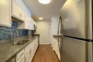 1701 Mt Washington Ct, Baltimore, MD 21209 - Photo 4