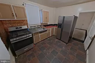 3716 Flowerton Rd, Baltimore, MD 21229 - Photo 8