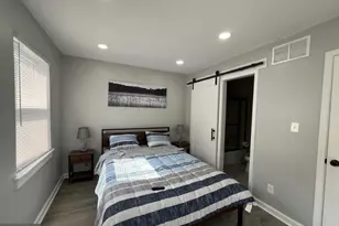 402 N Chapel St, Baltimore, MD 21231 - Photo 8
