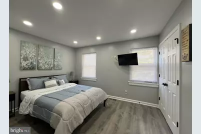 402 N Chapel Street, Baltimore, MD 21231 - Photo 10