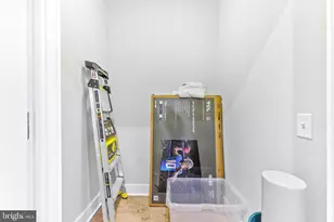 22 S Howard St, Baltimore, MD 21201 - Photo 22