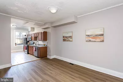 2733 The Alameda, Baltimore, MD 21218 - Photo 8